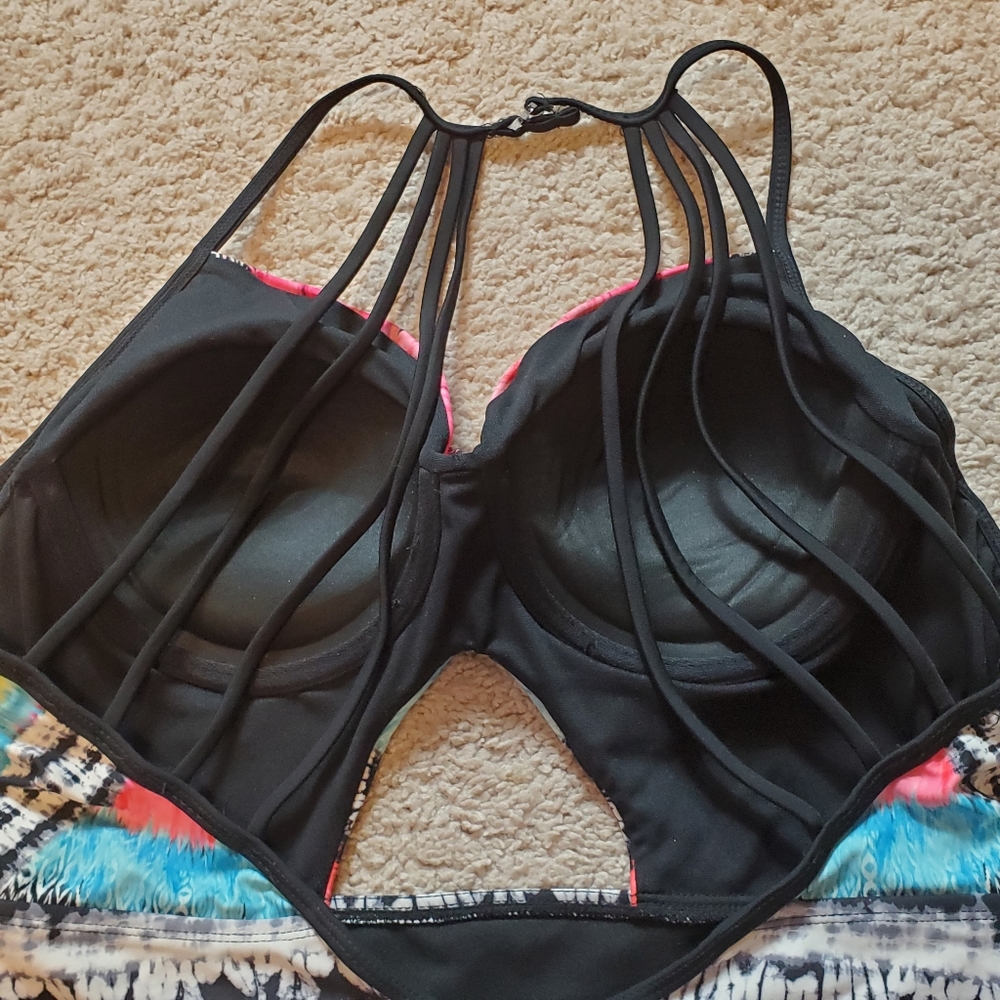 Strappy Swim Suit Size L (11-13) - Picture 3 of 6